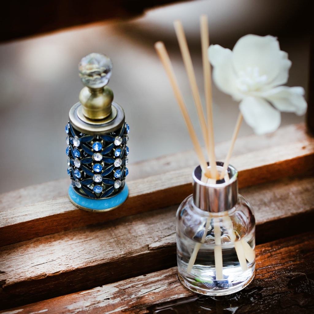 Tinh dầu nguyên chất, mẫu ether, 10ml, thông đỏ red pine, hộp, Dalat Retro