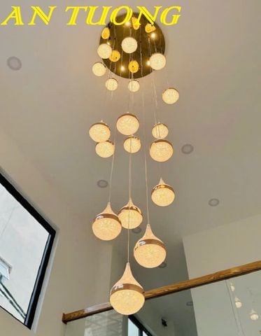  đèn thả thông tầng cầu thang, giếng trời, phòng khách đẹp, hiện đại 001 
