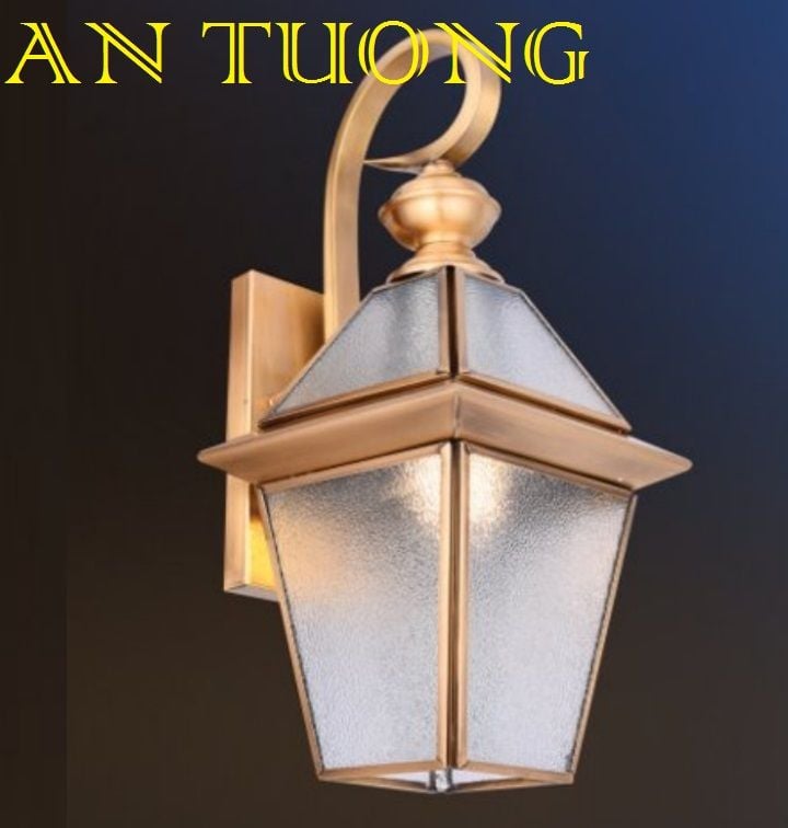 đèn trang trí ngoài trời treo vách tường ngoài trời bằng đồng cổ điển 012