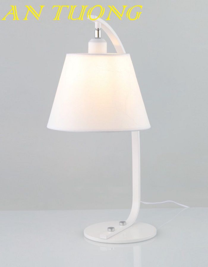 đèn bàn làm việc, đèn bàn học, đèn bàn trang trí decor 07