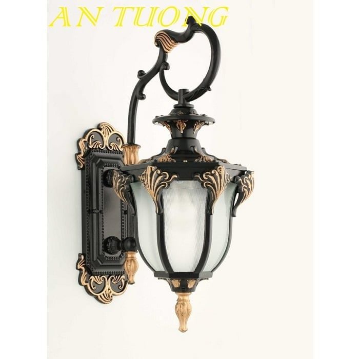đèn trang trí ngoài trời treo vách tường ngoài trời cổ điển 09