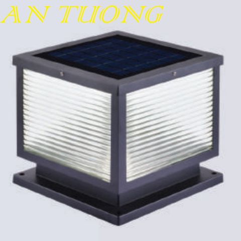  đèn trụ cổng năng lượng măt trời kích thước đèn 300x300mm, 30x30cm 031 