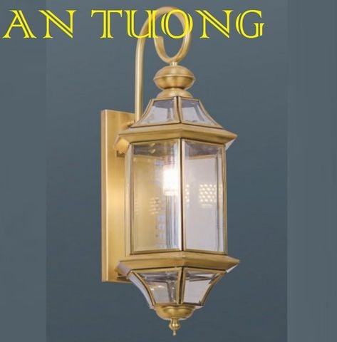  đèn trang trí ngoài trời treo vách tường ngoài trời bằng đồng cổ điển 022 size trung 