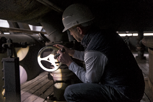  ĐÈN PIN LED LENSER i9R 