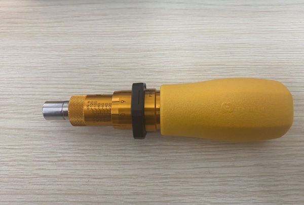  Tua vít siết lực Tohnichi RTD120CN 