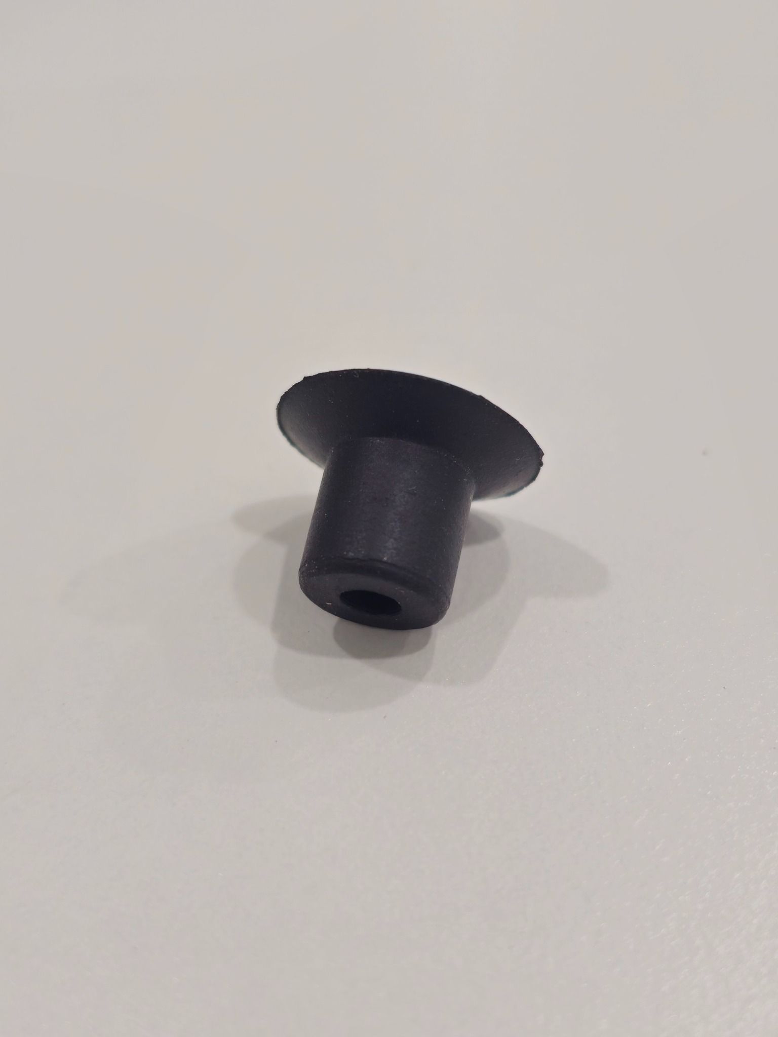  Núm hút 1 tầng - F1N8-15S 