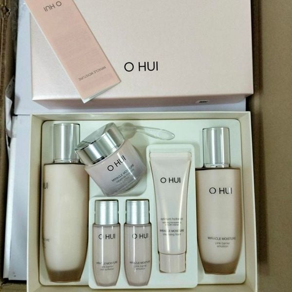 Full Size Nước Hoa Hồng OHUI Miracle Moisture Pink Barrier Skin 150ml (Hàng tách set)