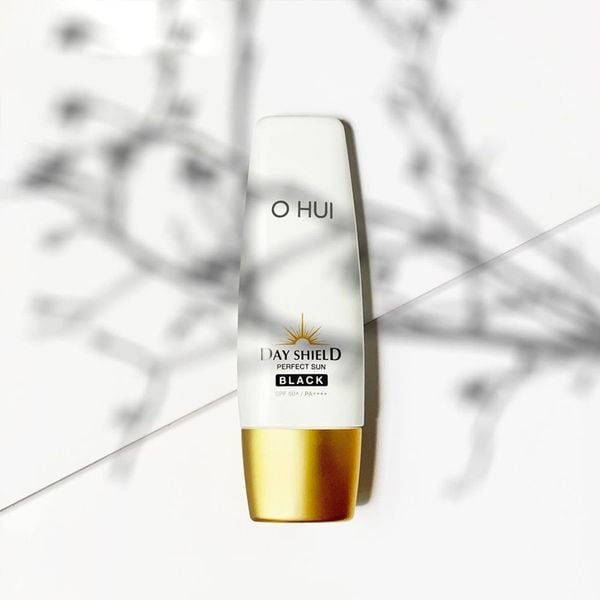 Full Size Set Kem Chống Nắng Dưỡng Da Và Làm Sạch Da Ohui Day Shield Perfect Sun Special Set Spf50+/pa++++ 4 Sản Phẩm