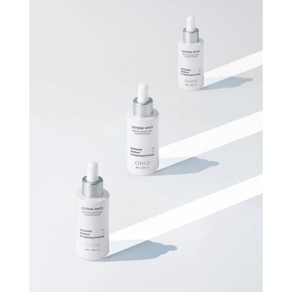 Full Size Tinh Chất Dưỡng Trắng Da Ohui Extreme White MelaToning Dark Spot Ampoule Essence 30ml (Hàng tách set)