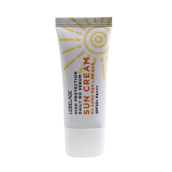 Kem Chống Nắng Lebelage High Protection Daily No Sebum Sun Cream SPF50+ PA+++ 30ml (màu trắng)