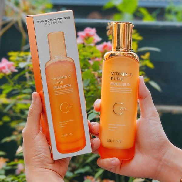 Sữa Dưỡng Làm Trắng Da Lebelage Vitamin C Pure Emulsion 120ml