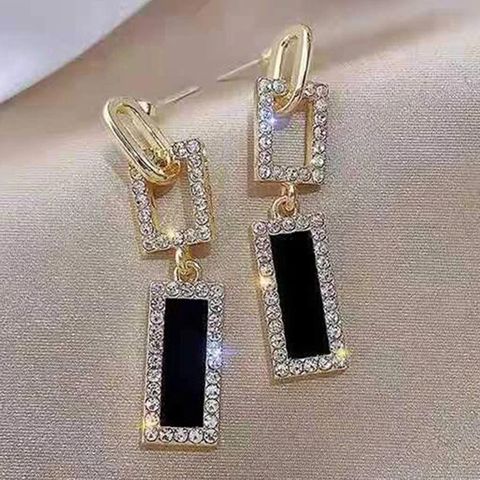 Nữ Trang Daisy Mẫu DAJN059