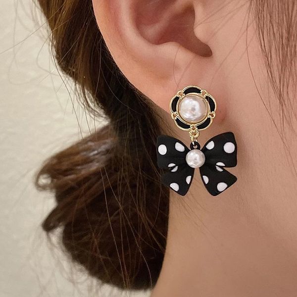 Nữ Trang Daisy Mẫu DAJN396
