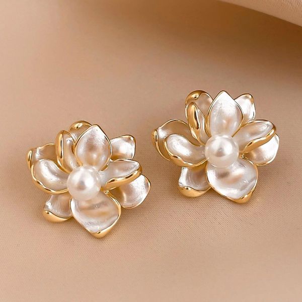 Nữ Trang Daisy Mẫu DAJN452