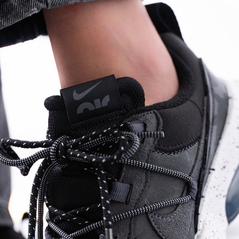 nike air max viva sneakers in black and gray