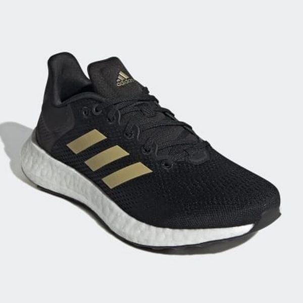 Giày Chạy Bộ Nữ Adidas PUREBOOST 21 GZ3004