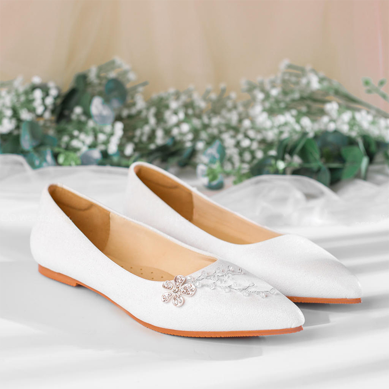 products-giay-cuoi-luxury-bejo-b44-05-hoa-lua-nhanh-pha-le