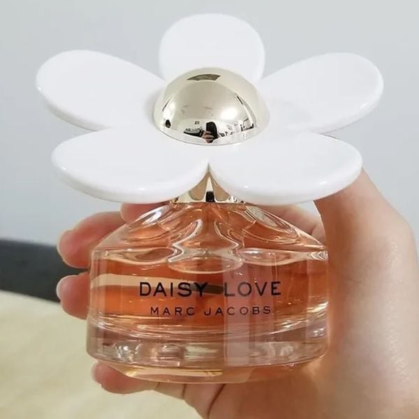 Bộ Qùa Tặng Nước Hoa Nữ Marc Jacobs Daisy Love EDT 50ml-10ml