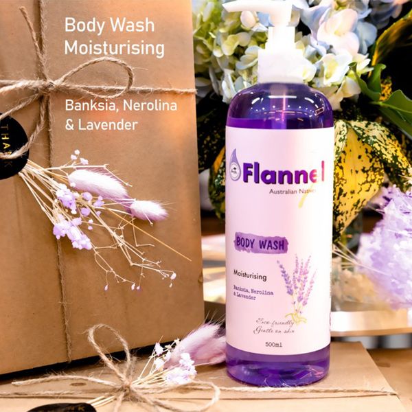 Sữa Tắm Dưỡng Ẩm Flannel Hương Hoa Banksia, Hoa nerolina & Hoa Lavender 500ml