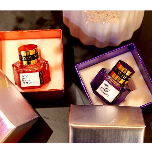 Nước Hoa Vùng Kín Cho Phái Nữ Whisis Rose Day Inner Perfume 7ml (Màu đỏ)