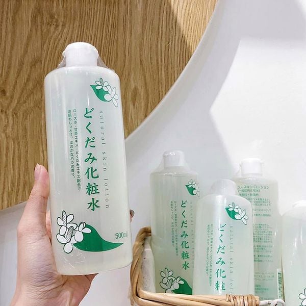 Nước Hoa Hồng Dưỡng Da Chiết Xuất Diếp Cá Chinoshio 500ml