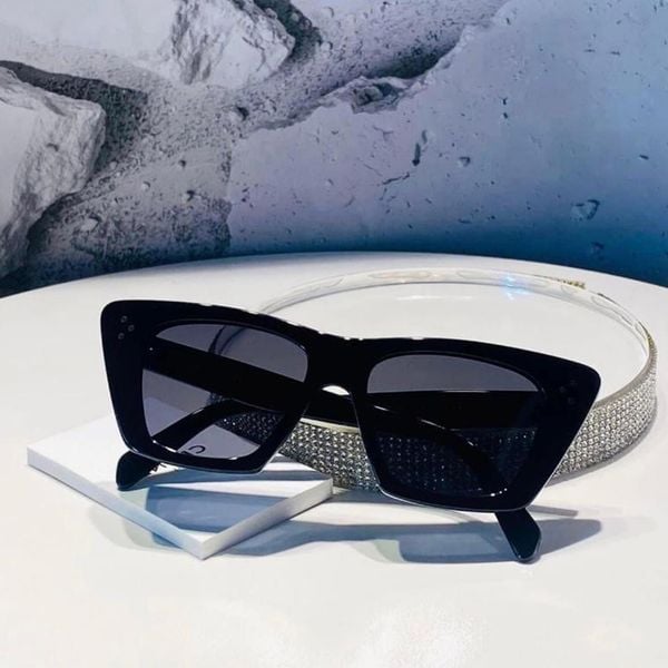 Combo 2 Kính Mắt Thời Trang Nữ Màu Trắng - Đen