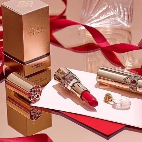 Combo Son Lì Dưỡng Ẩm Mini Cao Cấp Ohui The First Geniture Lipstick Minisize Màu Red 1.3g Và Nước Tẩy Trang Su:m37 Skin Saver Essential Pure Cleansing Water 100ml