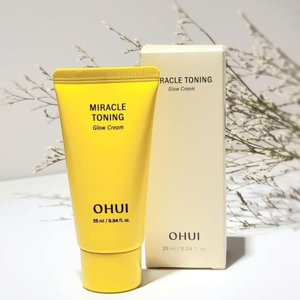 Combo 2 Kem Dưỡng Ohui Miracle Toning Glow Cream 25mlx2 (Hàng tách set)