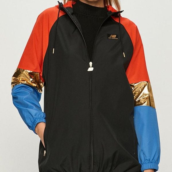 Áo Khoác Thể Thao Nữ New Balance WJ03502BKM