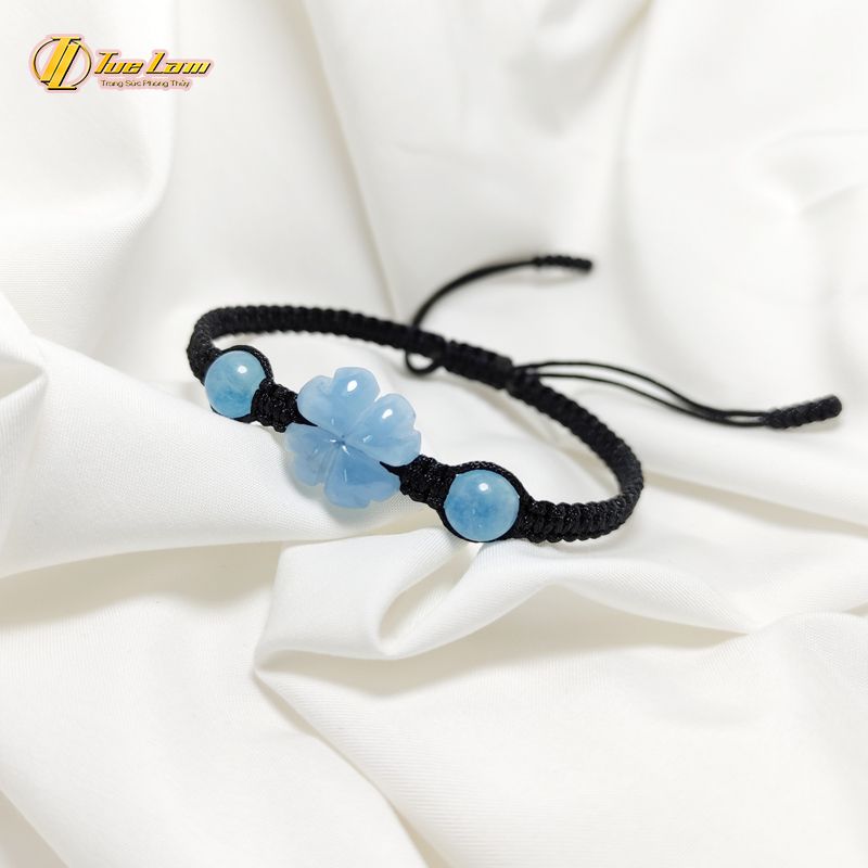  Vòng tay cỏ 4 lá đá aquamarine hợp mệnh thủy mộc bện chỉ handmade mang lại may mắn 