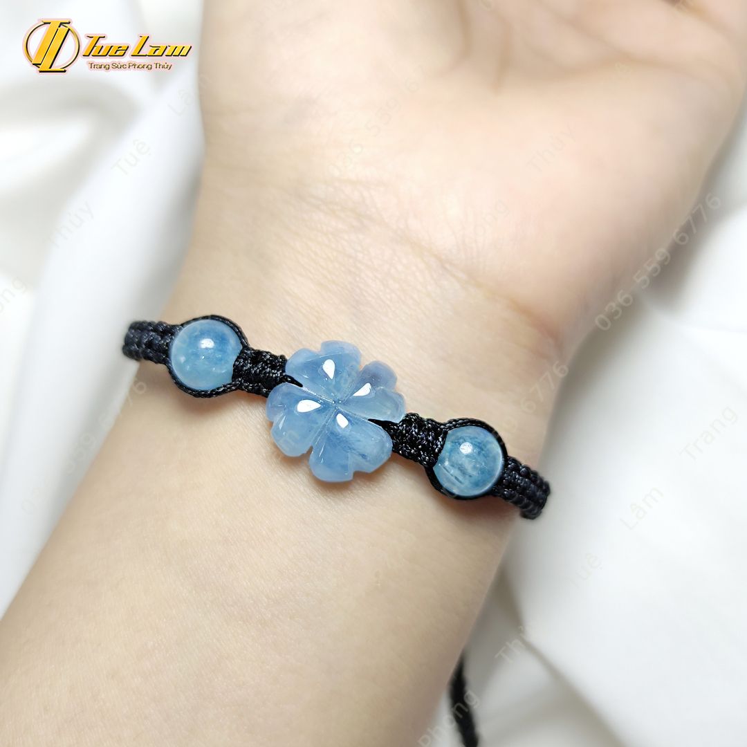  Vòng tay cỏ 4 lá đá aquamarine hợp mệnh thủy mộc bện chỉ handmade mang lại may mắn 