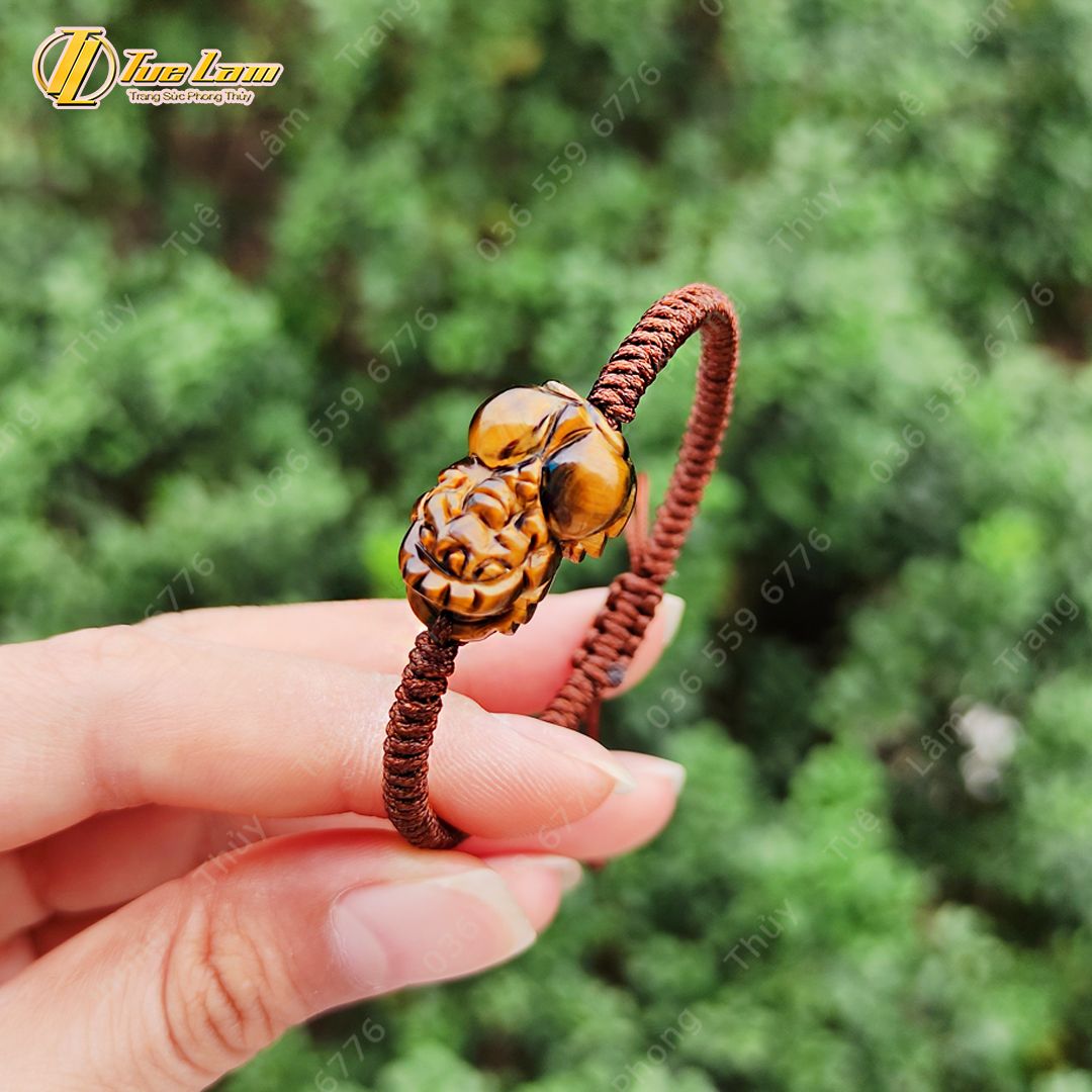  Vòng tay tỳ hưu đá mắt hổ nâu vàng hợp mệnh kim thổ bện chỉ handmade chiêu tài hút lộc - Tuệ Lâm 