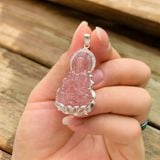  Mặt dây chuyền phật quan âm Thạch Anh dâu tây hồng bọc viền AgS925 hợp mệnh may mắn bình an 