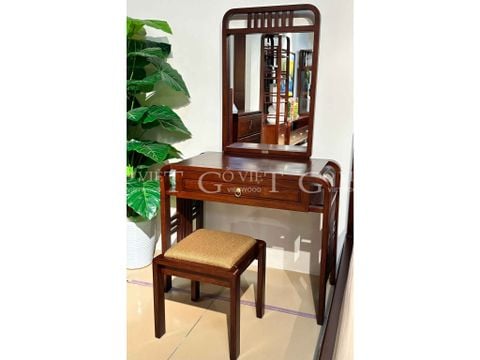Bàn phấn kiểu Luxuria