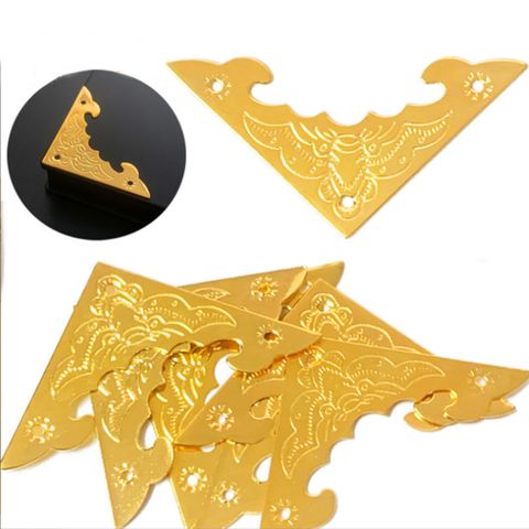 Góc hộp giả cổ