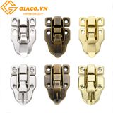 Khóa hộp giả cổ màu bạc có lỗ móc khóa: kt 47*15*40 mm