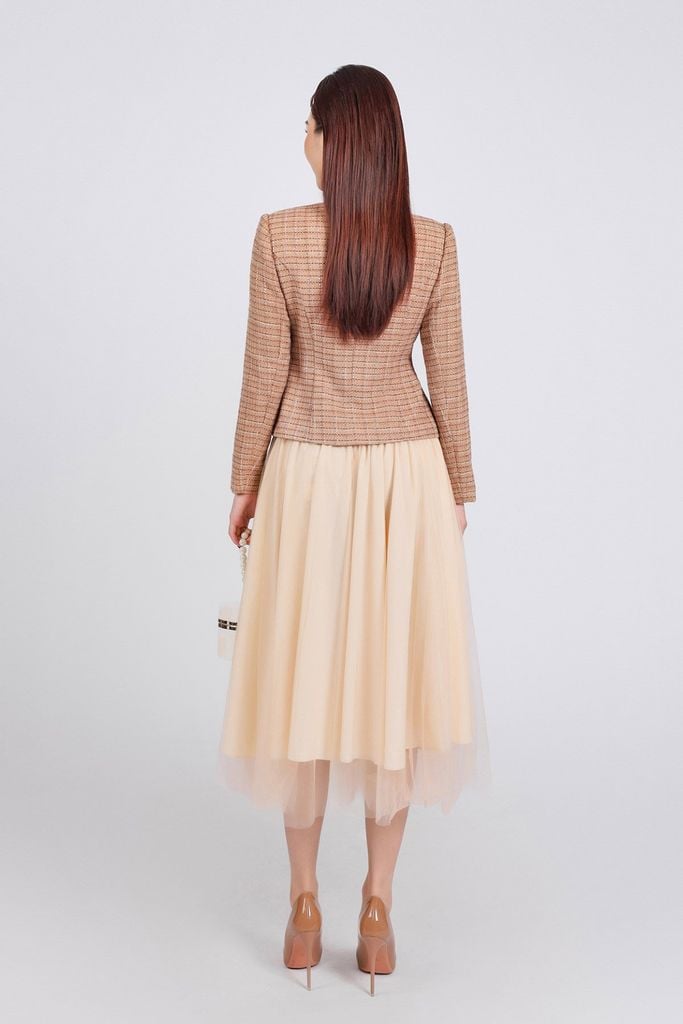 BAV73198 - Áo vest vải dạ Tewd dáng ôm cổ tròn phối lụa thân áo phối khuy bọc kèm hoa cài trang trí - PANTIO