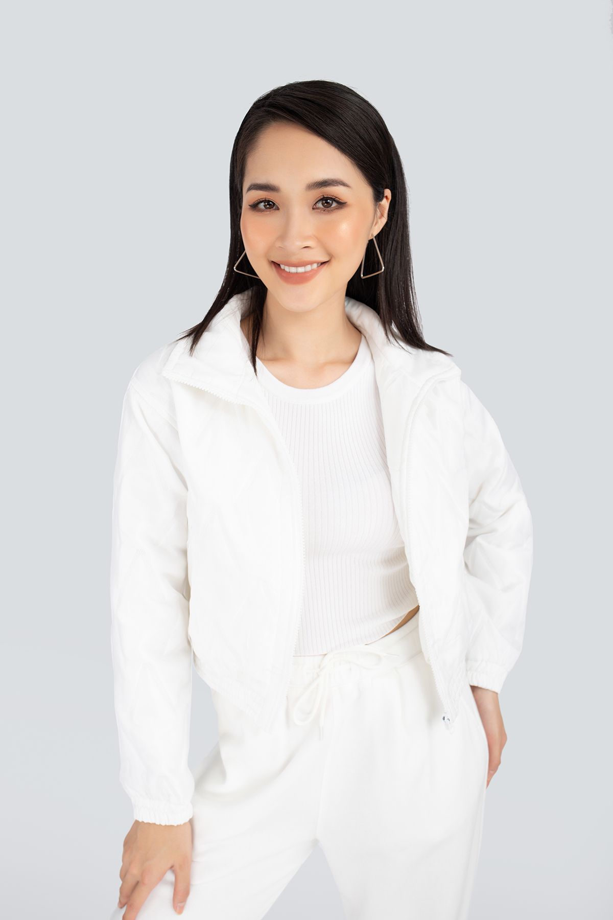 Áo khoác vải gió trần bông dáng ngắn cổ cao túi kéo khóa FKM9653 - PANTIO