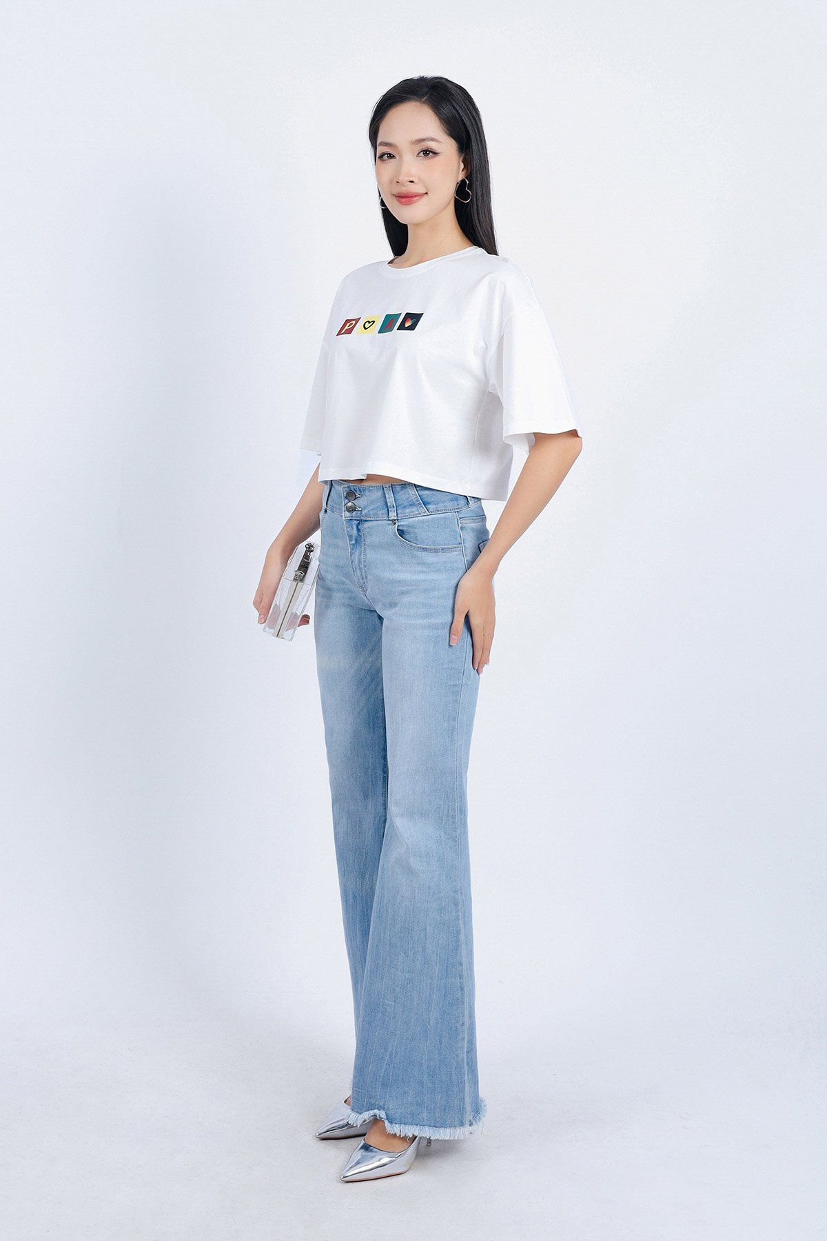FAT3356 - Áo thun vải Cotton dáng croptop tay lửng ngực áo in hoạ tiết trang trí - PANTIO
