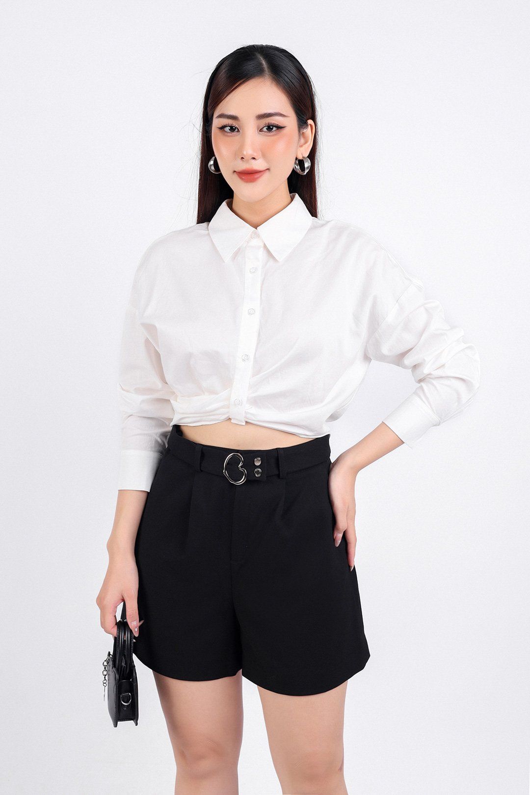 FAS53645 - Áo sơ mi công sở vải thô dáng croptop cổ đức dài tay cài khuy thân trước eo xoắn tạo kiểu - PANTIO