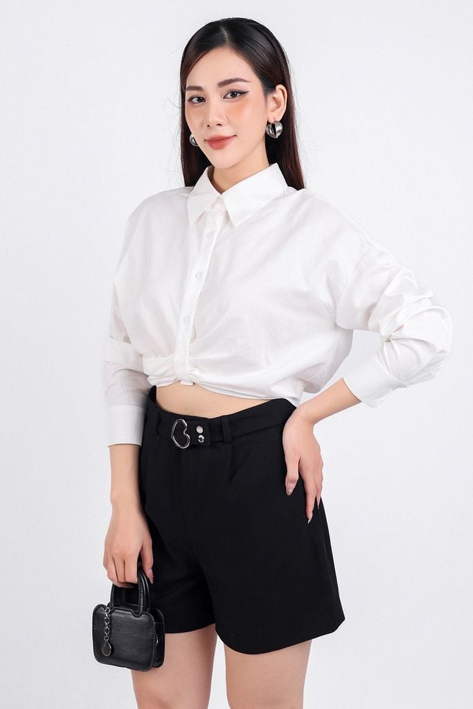 FAS53645 - Áo sơ mi công sở vải thô dáng croptop cổ đức dài tay cài khuy thân trước eo xoắn tạo kiểu - PANTIO
