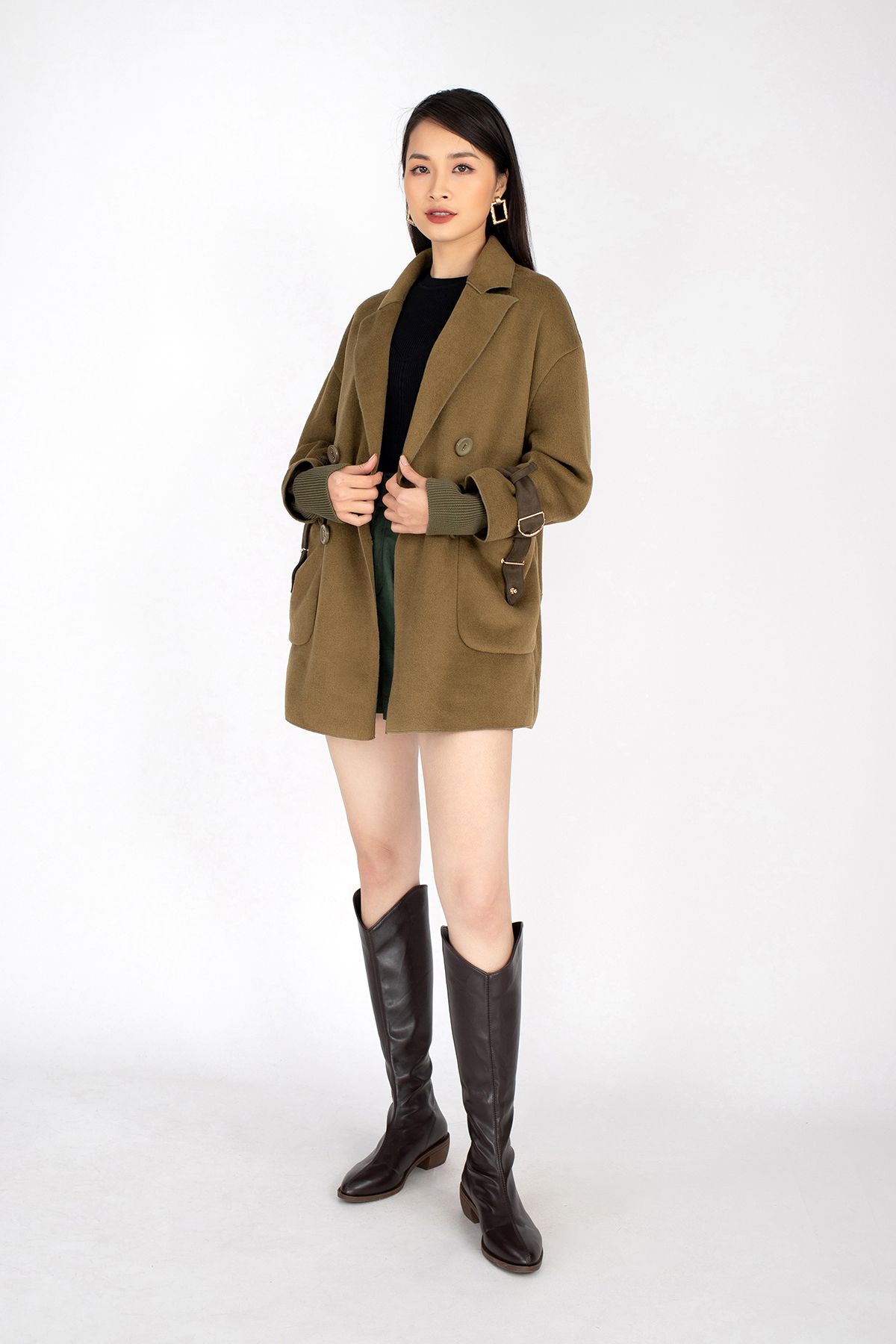 Áo khoác chất liệu vải dạ cổ 2 ve, cài cúc túi ốp FAM9492 - PANTIO