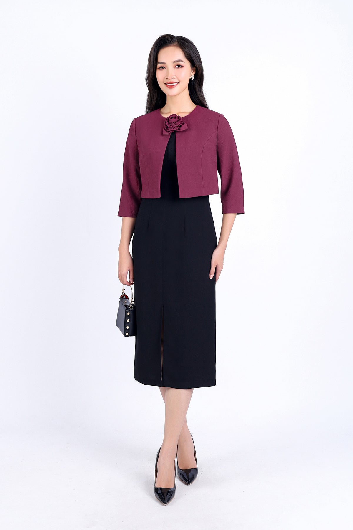 BAD13035 - Áo khoác kiểu công sở vải thô xốp hai lớp lót habutai cổ tròn tay lửng kèm hoa cài trang trí - PANTIO