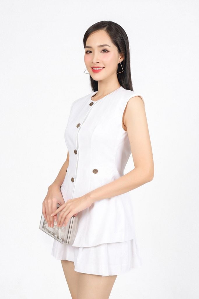 BAD13396 - Áo kiểu công sở vải linen dáng ôm cổ tròn không tay có đệm vai thân áo phối khuy tạo kiểu thời trang - PANTIO