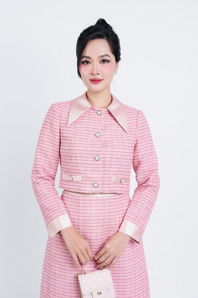 BAD93202 - tylekeo8888 vải dạ tweed cổ đức thân đính khuy đá trang trí - tỷ lệ kèo 8899