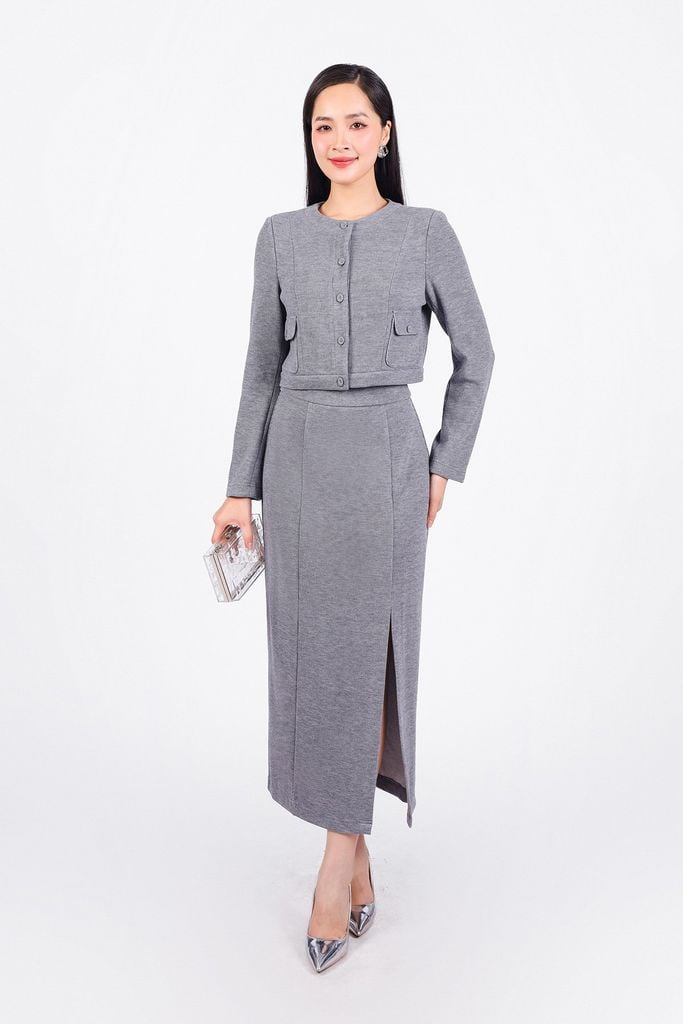 BAD93215 - Áo kiểu công sở vải nhung dáng lửng cổ tròn tay dài có túi thân áo phối khuy bọc - PANTIO