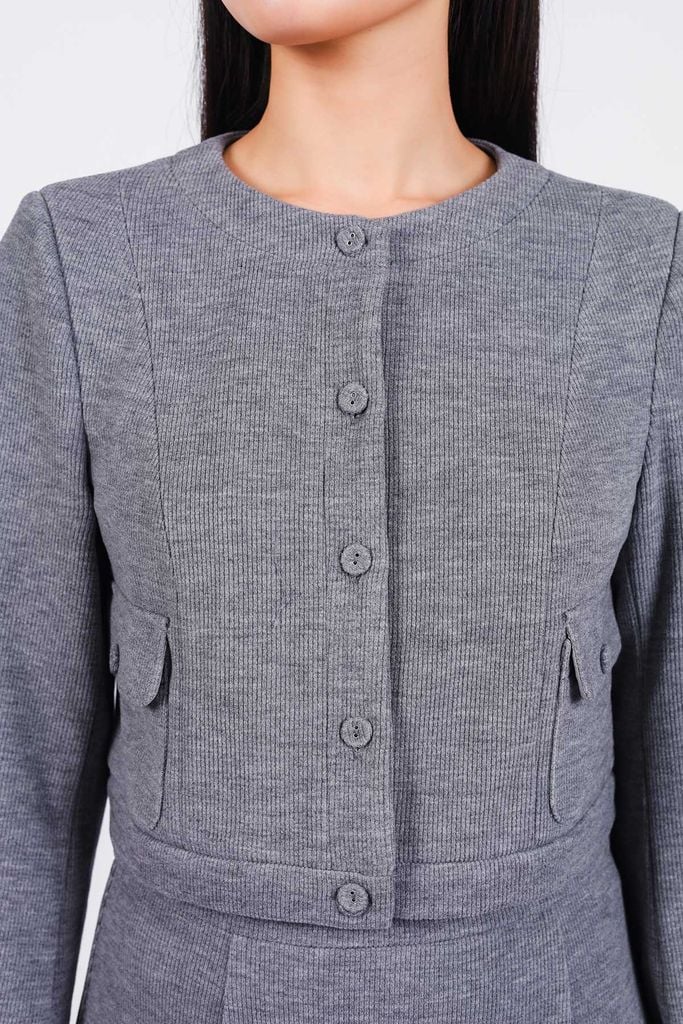 BAD93215 - Áo kiểu công sở vải nhung dáng lửng cổ tròn tay dài có túi thân áo phối khuy bọc - PANTIO