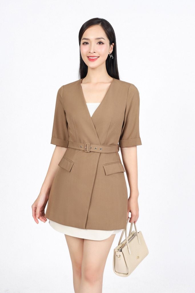 BAD93267 - Áo kiểu công sở vải thô đũi dáng suông cổ xẻ V sâu tay lỡ thân áo phối vạt lệch kèm dây đai thắt eo tạo kiểu - PANTIO