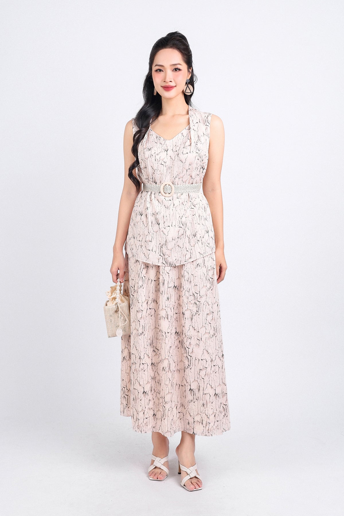 BJD33109 - Chân váy dạo phố vải lụa xốp dáng suông dài cạp chun - PANTIO