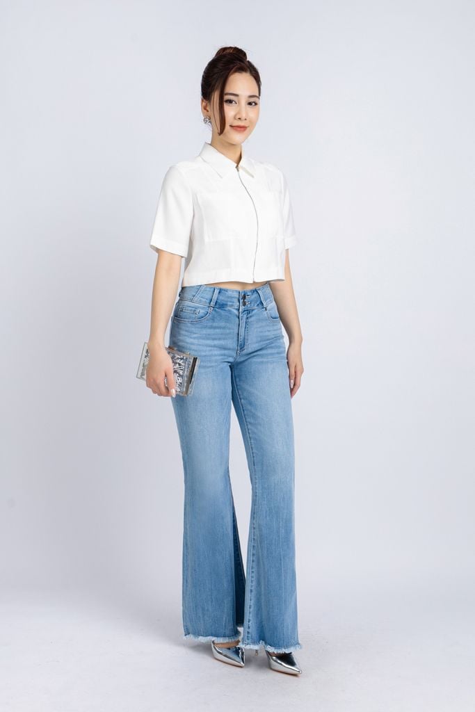 BAK13015 - Áo kiểu công sở vải tuytsi dáng croptop cổ đức kèo khoá - PANTIO